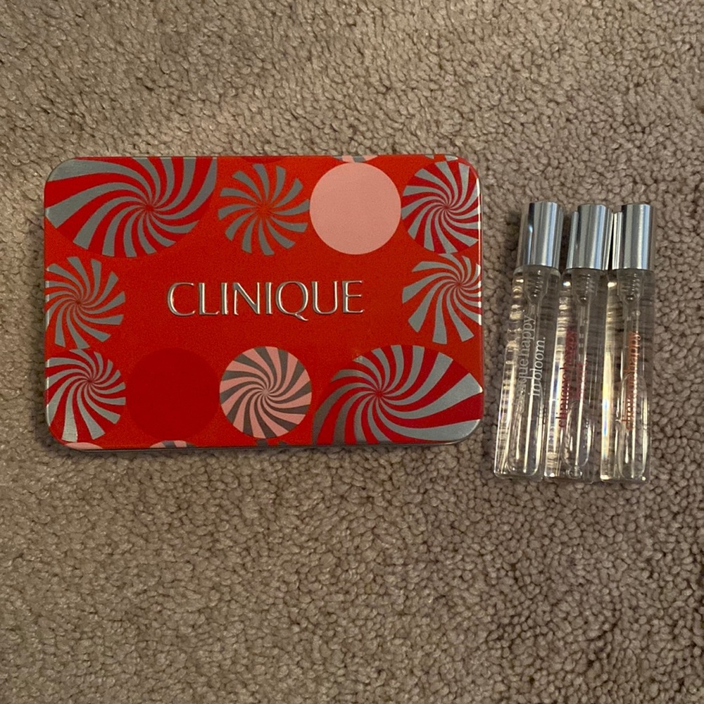 Clinique “A Little Happiness” Perfume Sample Gift Set